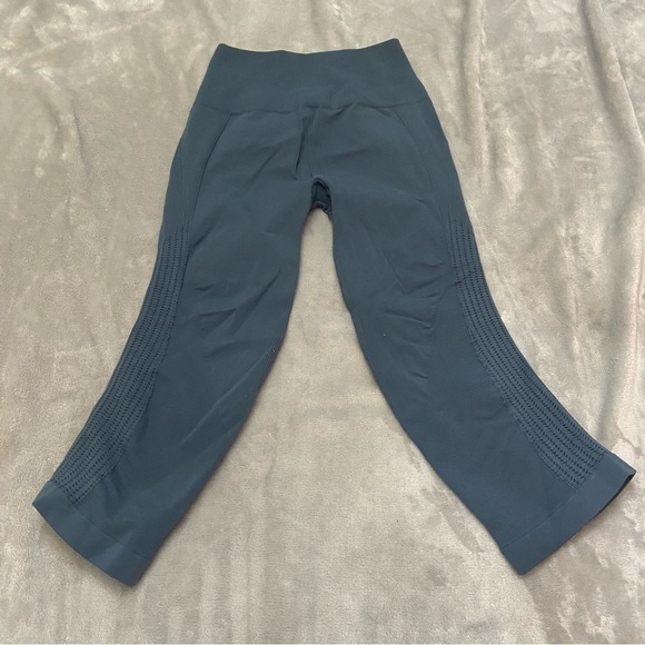 Lululemon Flow & Go Crop Leggings 17" Inseam Astro Blue 21868 - Picture 8 of 12